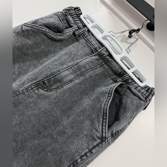 Black straight leg “mom” jeans - Picture 3 of 9